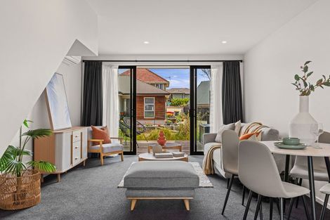 Photo of property in 2/111 Edgeware Road, St Albans, Christchurch, 8014