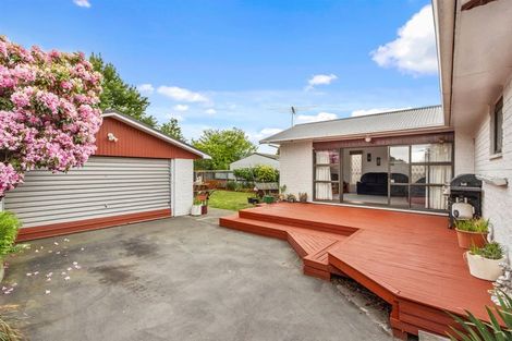 Photo of property in 12 Fairmont Place, Hornby, Christchurch, 8042