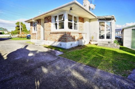 Photo of property in 11 Cameron Road, Te Puke, 3119