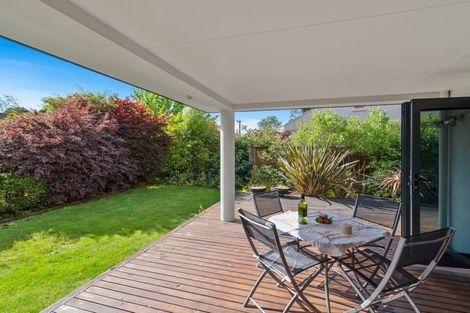 Photo of property in 28 Holden Avenue, Holdens Bay, Rotorua, 3010