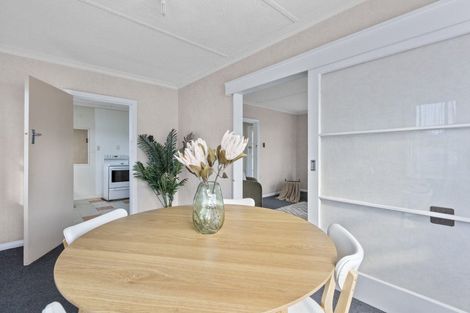 Photo of property in 40 Blake Street, Waitara, 4320