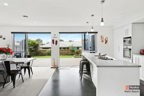 Photo of property in 15 Browns Drive, Waihi Beach, 3611