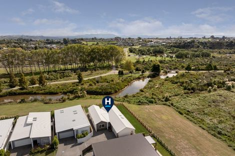 Photo of property in 60 Saint Pauls Drive, Brookfield, Tauranga, 3110