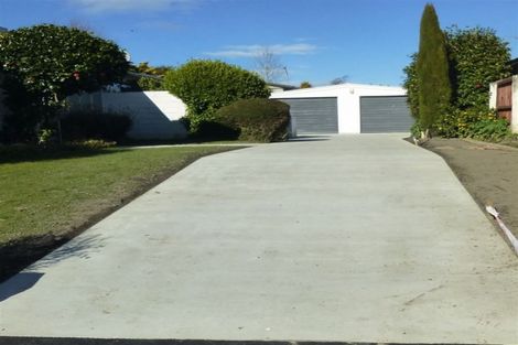 Photo of property in 2/31 Rosedale Place, Avonhead, Christchurch, 8042