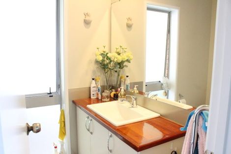 Photo of property in 48 Orangewood Drive, Northpark, Auckland, 2013