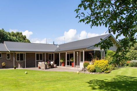 Photo of property in 286a Tipapakuku Road, Dannevirke, 4976