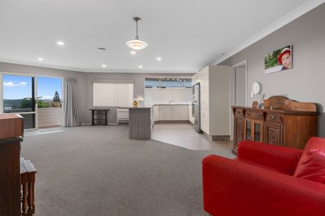 Photo of property in 6 Osprey Drive, Welcome Bay, Tauranga, 3112