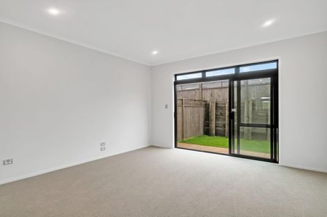 Photo of property in 4d Nohoanga Road, Karaka, Papakura, 2113