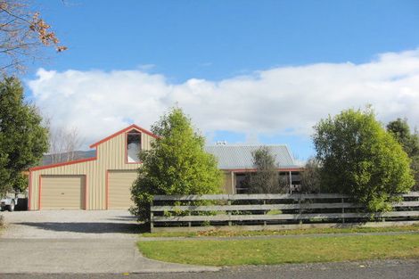 Photo of property in 11 Rangiamohia Road, Turangi, 3334