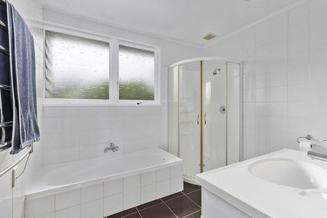 Photo of property in 2 Capstan Lane, Whitby, Porirua, 5024