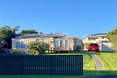 Photo of property in 348 Ocean Road, Ohope, 3121