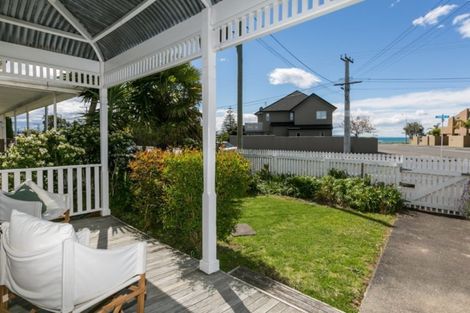 Photo of property in 62 Charles Street, Westshore, Napier, 4110