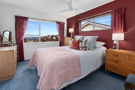 Photo of property in 98 Hebron Road, Waiake, Auckland, 0630