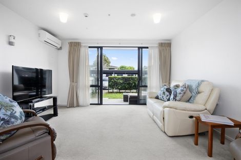 Photo of property in 4/104 Edinburgh Street, Pukekohe, 2120