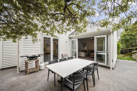 Photo of property in 9/36 Dee Street, Island Bay, Wellington, 6023