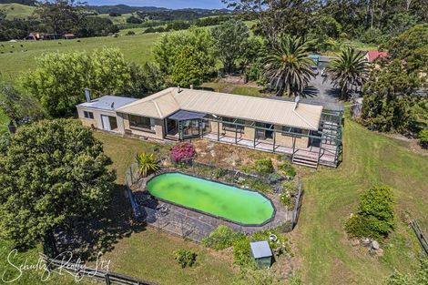 Photo of property in 1610 Paparoa-oakleigh Road, Taipuha, Paparoa, 0571