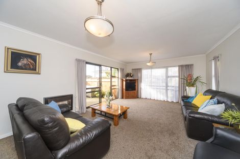 Photo of property in 33 Aintree Crescent, Awapuni, Palmerston North, 4412