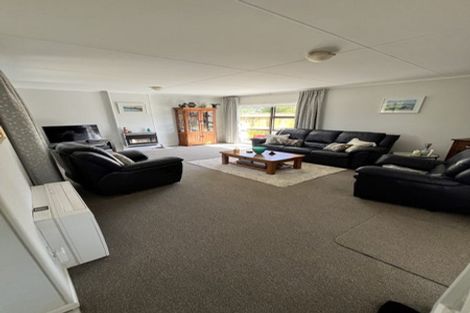 Photo of property in 4 Dove Place, Westbrook, Palmerston North, 4412