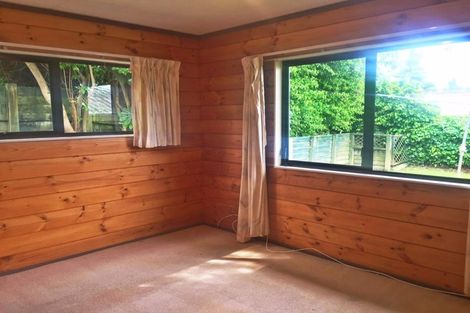 Photo of property in 37 Greenvalley Rise, Glenfield, Auckland, 0629