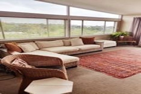 Photo of property in 61 Parr Terrace, Castor Bay, Auckland, 0620