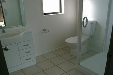 Photo of property in 14 Milford Street, Aotea, Porirua, 5024