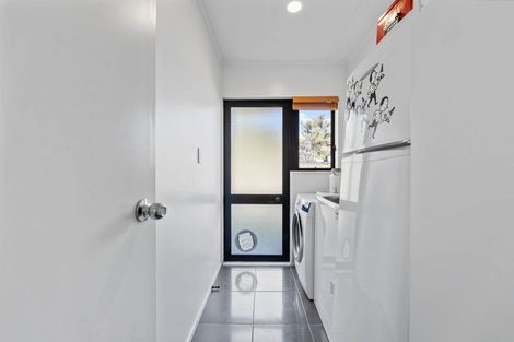 Photo of property in 17 Kiddle Drive, Hilltop, Taupo, 3330