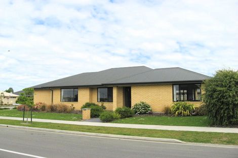 Photo of property in 1 Yellowlees Drive, Kaiapoi, 7630
