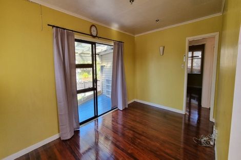 Photo of property in 36 Sheridan Drive, New Lynn, Auckland, 0600