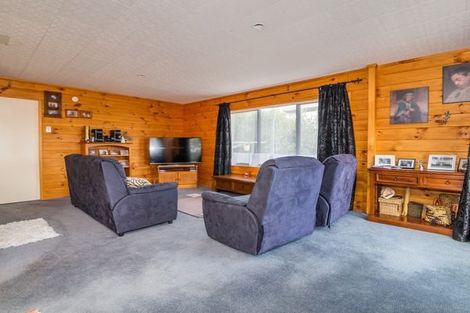 Photo of property in 46 Norana Road, Timberlea, Upper Hutt, 5018