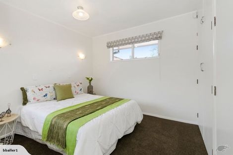 Photo of property in 328 Great South Road, Opaheke, Papakura, 2113