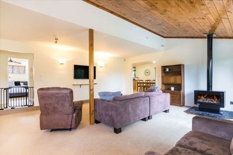 Photo of property in 2/9 Titoki Avenue, Waipahihi, Taupo, 3330