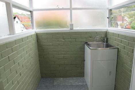 Photo of property in 3/21 Ellen Avenue, Hillcrest, Auckland, 0627