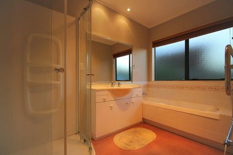 Photo of property in 41 Wairere Road, The Gardens, Auckland, 2105