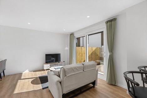 Photo of property in 2/61 Waltham Road, Sydenham, Christchurch, 8023