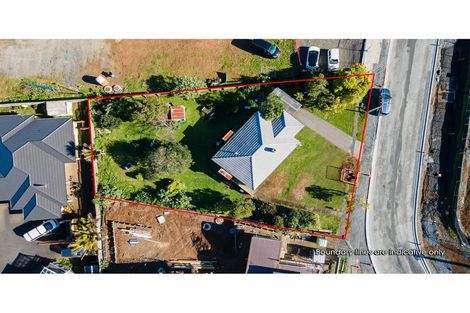 Photo of property in 4 Kallu Crescent, Mount Roskill, Auckland, 1041