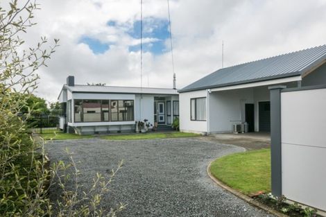 Photo of property in 48 Meeanee Road, Taradale, Napier, 4112