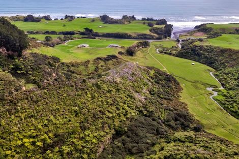 Photo of property in 2 Rapanui Road, Tongaporutu, Urenui, 4378