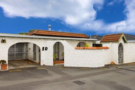Photo of property in 10/283 Taradale Road, Pirimai, Napier, 4112