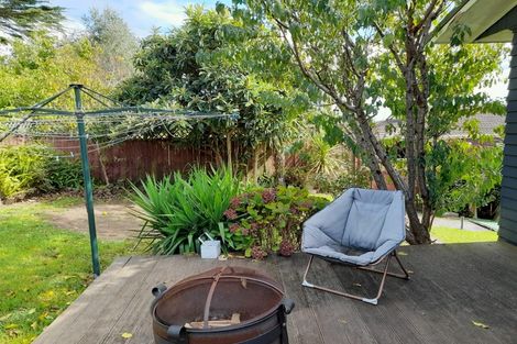 Photo of property in 13 Evans Road, Glen Eden, Auckland, 0602