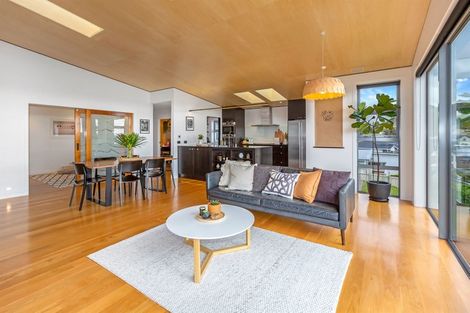 Photo of property in 89 Endeavour Drive, Whitby, Porirua, 5024