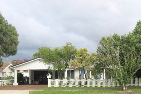 Photo of property in 6 Fordyce Avenue, Sunnyhills, Auckland, 2010