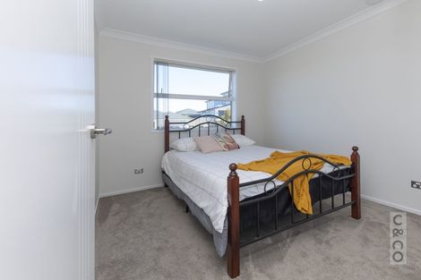 Photo of property in 2 Tauwaka Crescent, Riverhead, 0820