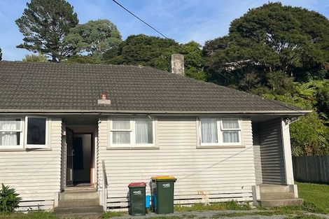 Photo of property in 388-390 George Street, Stokes Valley, Lower Hutt, 5019