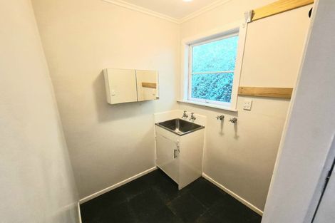 Photo of property in 9 Damian Grove, Waterloo, Lower Hutt, 5011