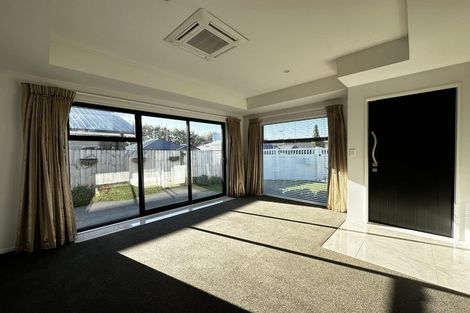 Photo of property in 88 Sarabande Avenue, Redwood, Christchurch, 8051