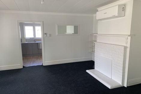 Photo of property in 98 Wood Street, Takaro, Palmerston North, 4410