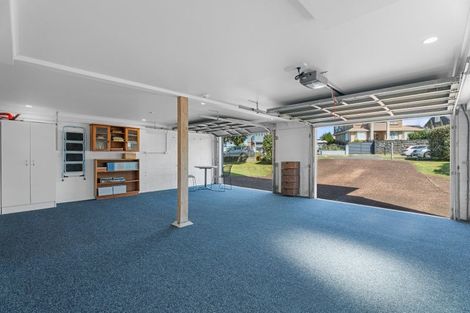 Photo of property in 3 Hastie Avenue, Mangere Bridge, Auckland, 2022