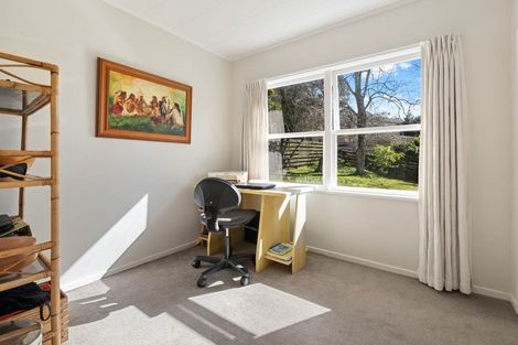 Photo of property in 18 Arosa Place, Forrest Hill, Auckland, 0620