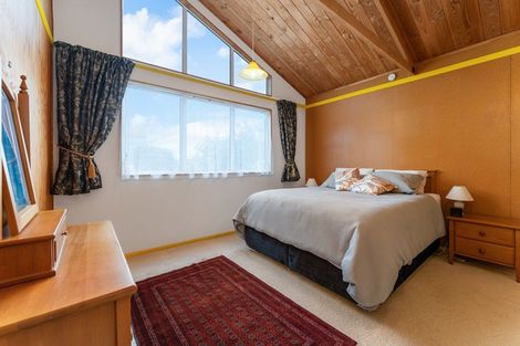 Photo of property in 4 Atua Street, Waikanae Beach, Waikanae, 5036