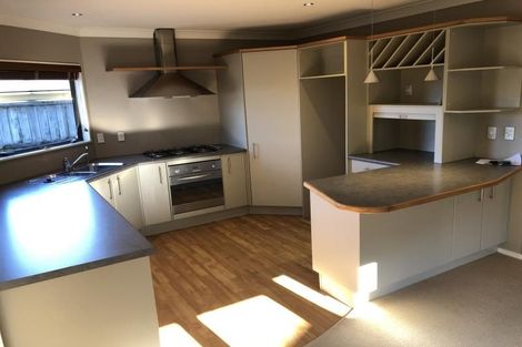 Photo of property in 12a Chippenham Grove, Churton Park, Wellington, 6037